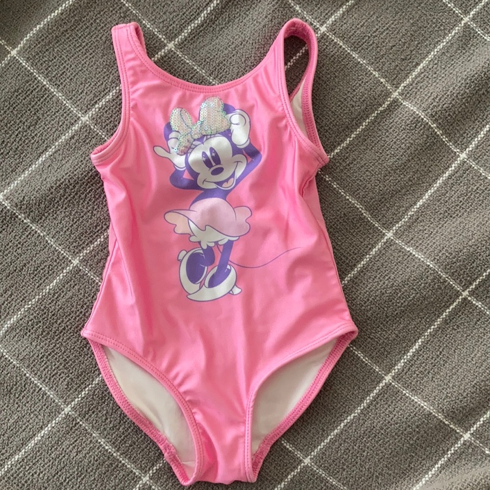 Super cute Disney Minnie suit, sparkly sequin bow!